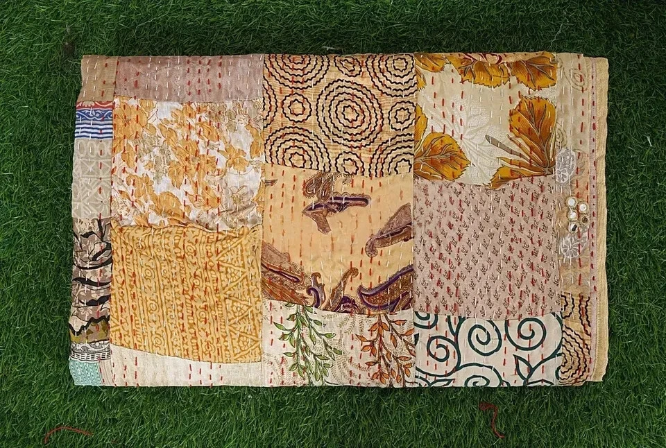 Vintage Handmade Kantha Quilt Patchwork Throw Blanket Hand Stitched Quilt Kantha - Image 4 of 4
