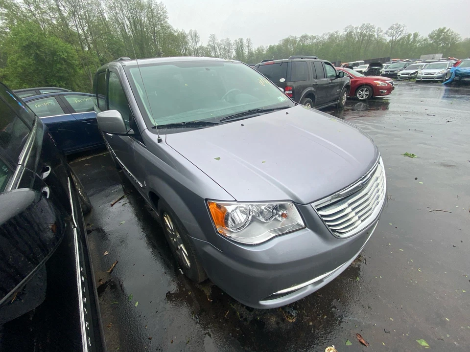 Used Engine Complete Assembly fits: 2016 Chrysler Town & country 3.6L 6 cylinder Foto 3 de 4