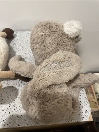 Medium Beige Bashful Bunny Jellycat - Design im Ruhestand. Valentina und ein Schaf - Bild 10 von 16