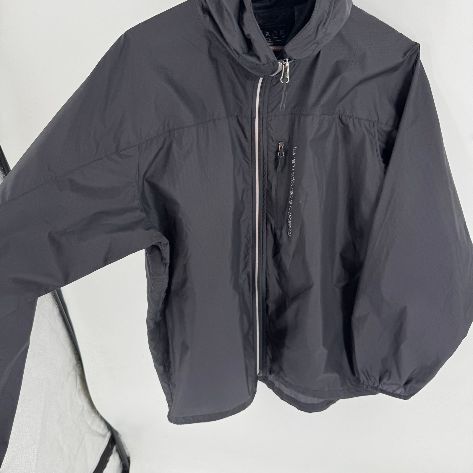 Human Performance Engineering Pullover Nylon Ligh… - image 9