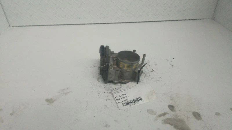 Used Fuel Injection Throttle Body fits: 2013 Toyota Camry throttle valve assembl Foto 2 de 4
