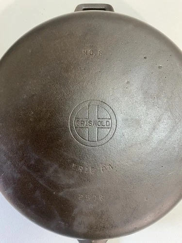 Griswold Cast Iron Double Skillet Bottom Only #8 (Fits #80 Double Skillet Top)￼