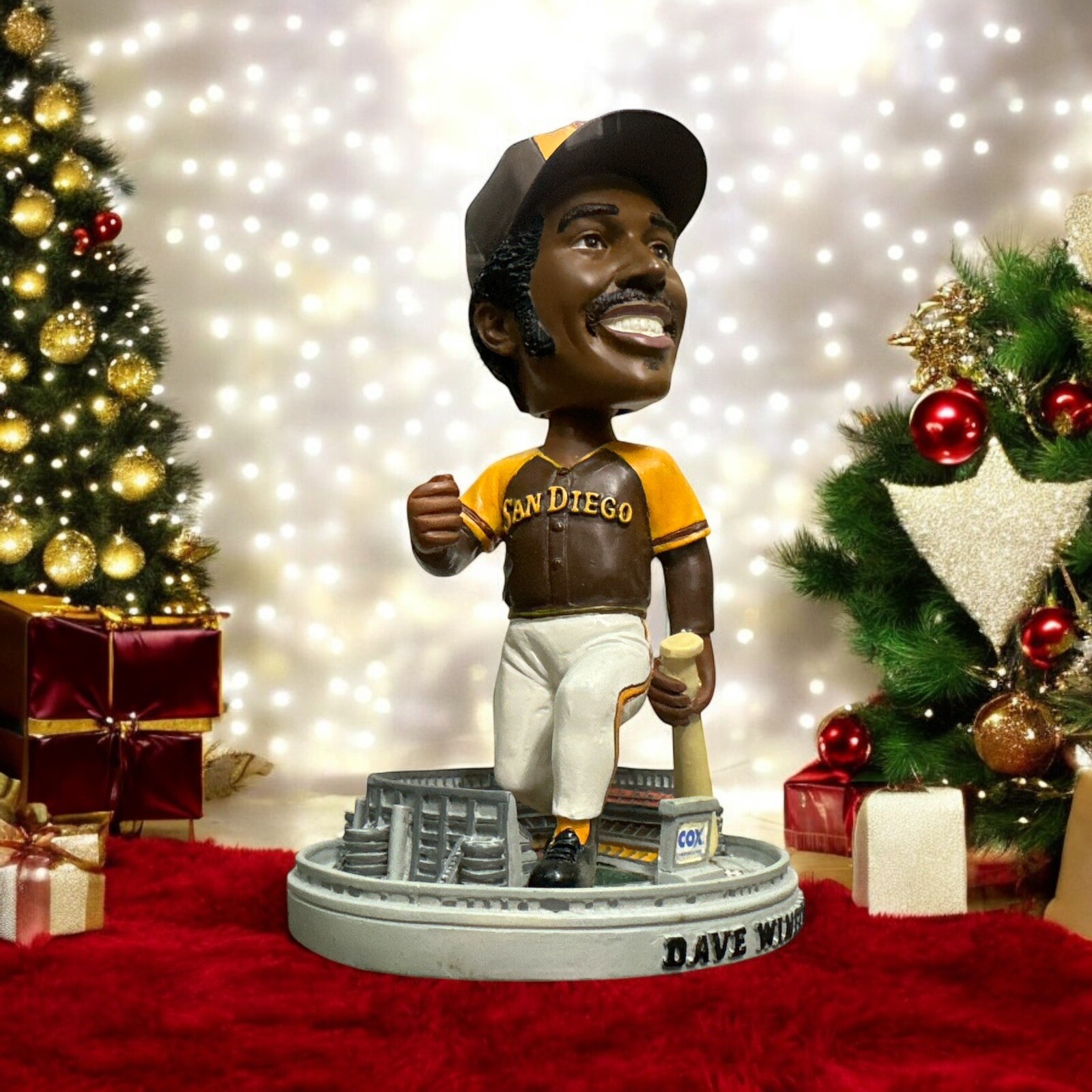 Dave Winfield SGA Bobblehead Padres Brown Jersey Variation 2003 Rare