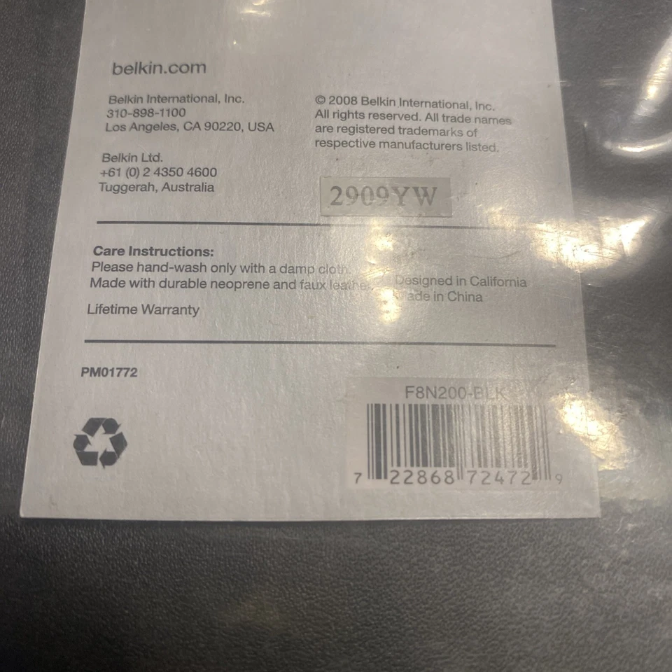 BELKIN Portfolio Sleeve F8N098 New In Package - Image 3 of 4