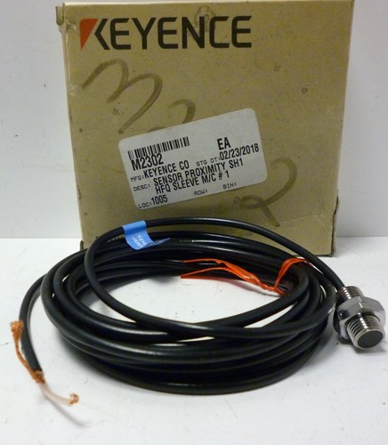 Keyence SH-110 Proximity Sensor - Picture 2 of 3