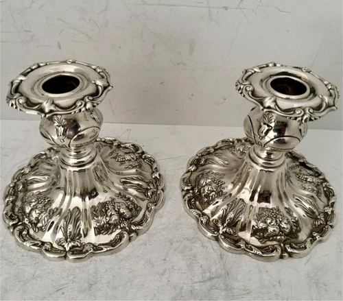 GORGEOUS PAIR OF REED BARTON FRANCIS 1 STERLING SILVER CANDLEHOLDERS