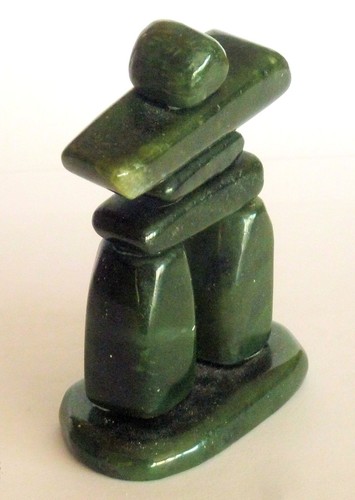 Inukshuk Carving Alaska Nephrite Jade Green Stacked Stone Person Figurine 3 1/3" - Picture 4 of 7
