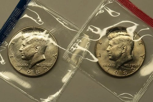 1985 P & D Uncirculated Kennedy Half Dollars in Mint Cello, Free Shipping