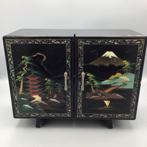 Vintage Japanese Black Lacquer Music Jewelry Chest Box. Music Box Works.