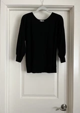 Max Studio Women’s 3/4 Sleeve Black Banded Hem Top Sz Medium EUC