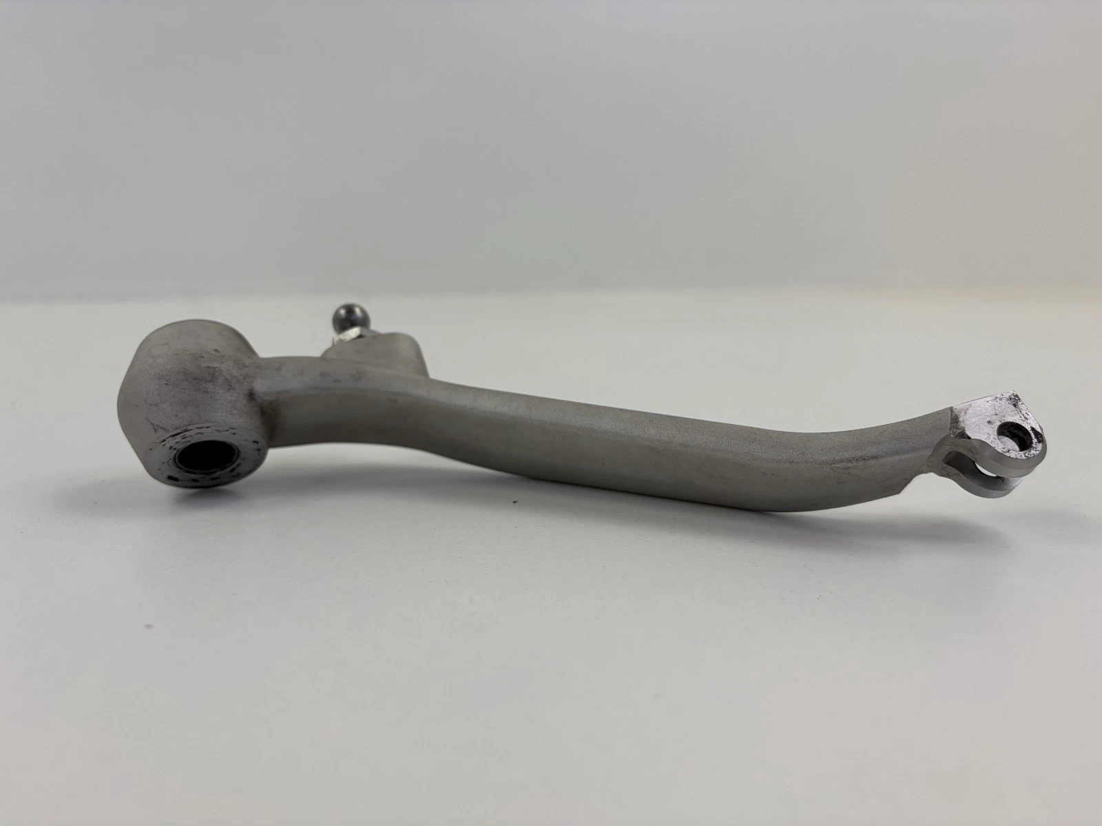 T2083203 | Triumph | Gear Change Pedal Assembly