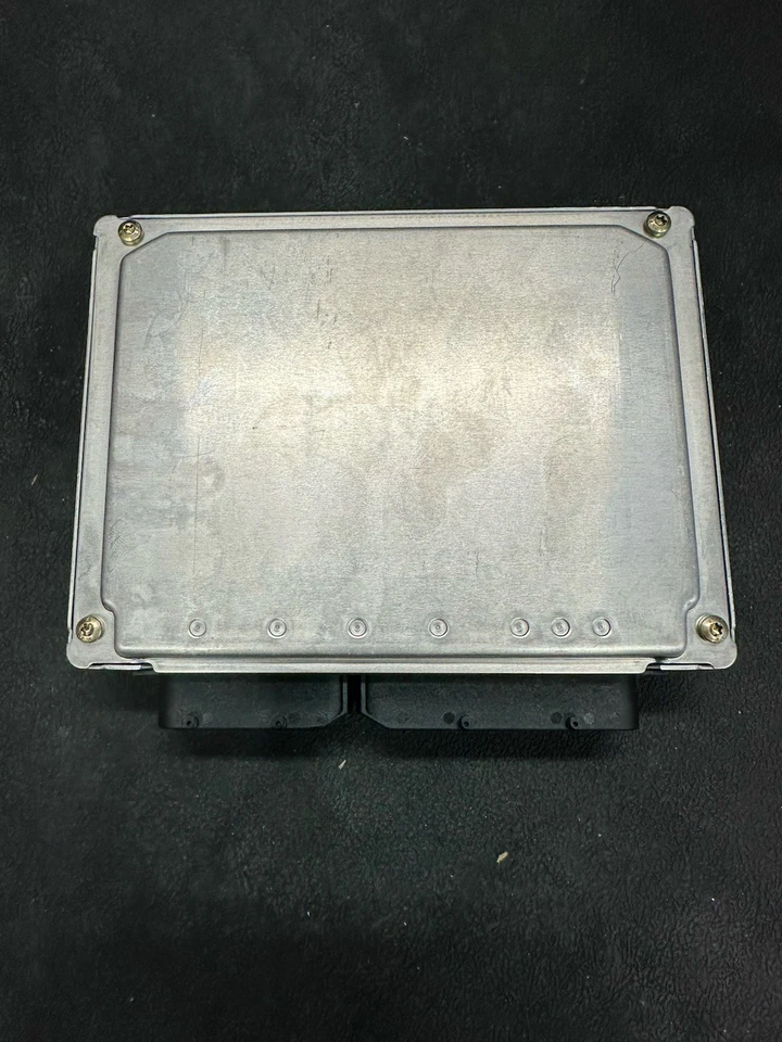 Audi B5 S4 2000 ECU 8D0 907 551 A (8D0907551A) 6 MT Bosch MAF APR 93 octanos Foto 3 de 4