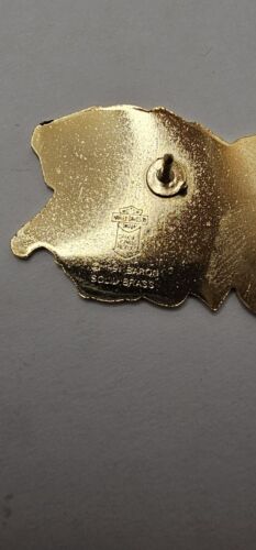 Vintage 1991 Harley Davidson Brass Pin Motorcycle Engine Flag Collectible Lapel - Picture 3 of 3