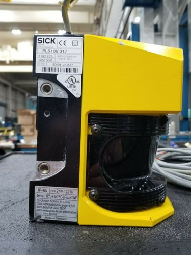 Escáner láser de proximidad Sick PLS109-317, 1 022 253 - Imagen 2 de 4