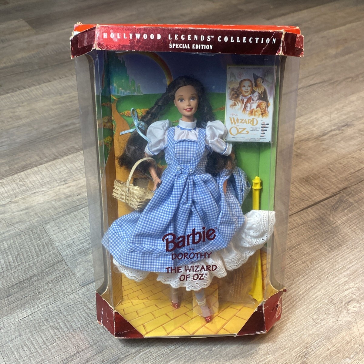 バービー人形　ドロシー BARBIE AS DOROTHY, THE WIZARD OF OZ, #12701, IN BOX, BOX