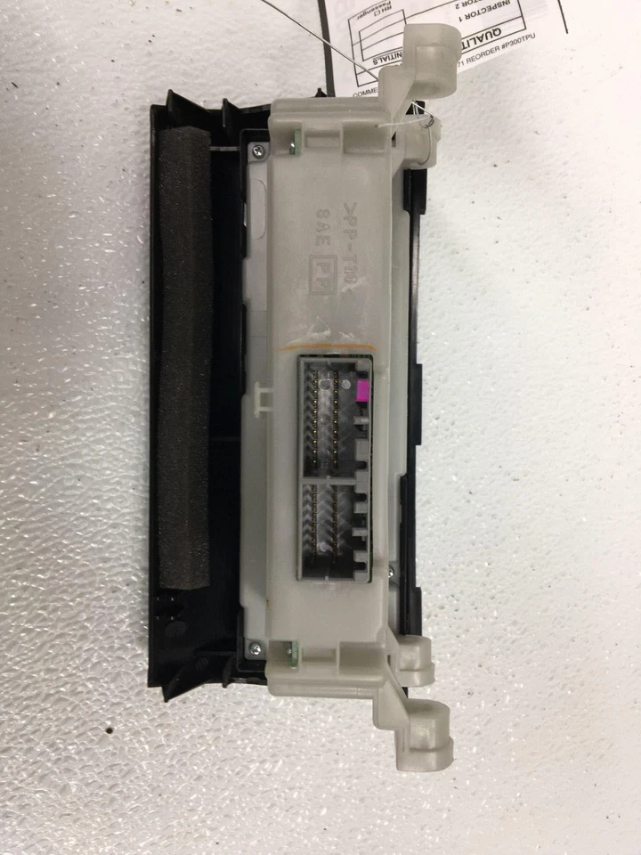 04 INFINITI I35 Calentador A/C Control Foto 2 de 3