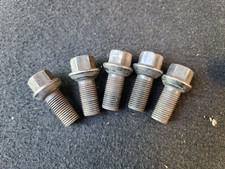 MERCEDES C-KLASSE W205 C43 AMG 2015 - 2018 4X SET RADSCHLOSS MUTTER LASCHENBOLZEN