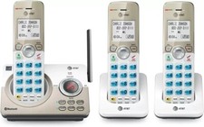 AT T Expandable Cordless Phone System Answering Machine 3 Handsets Bluetooth