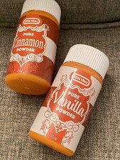 Little Tikes Food 2-in-1 Cafe Cart Vanilla  Cinnamon Bottle Shakers