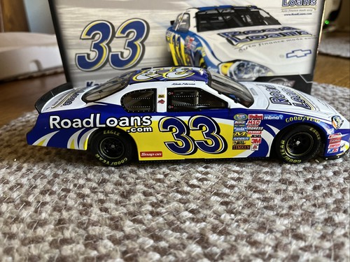 Kevin Harvick 1/24 #33 Road Loans 2007 Monte Carlo SS - Picture 2 of 11