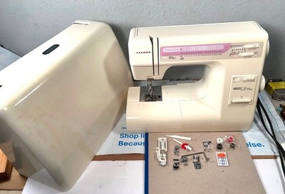 Janome 4623LE + Limited Edition Sewing Machine w Hard Case + accs - Runs 4 parts
