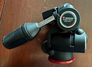 Manfrotto MH804-3WUS 3 Way with RC2 Pan/Tilt Head
