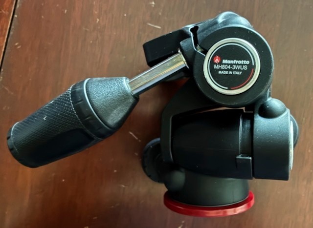 Manfrotto MH804-3WUS 3 Way with RC2 Pan/Tilt Head