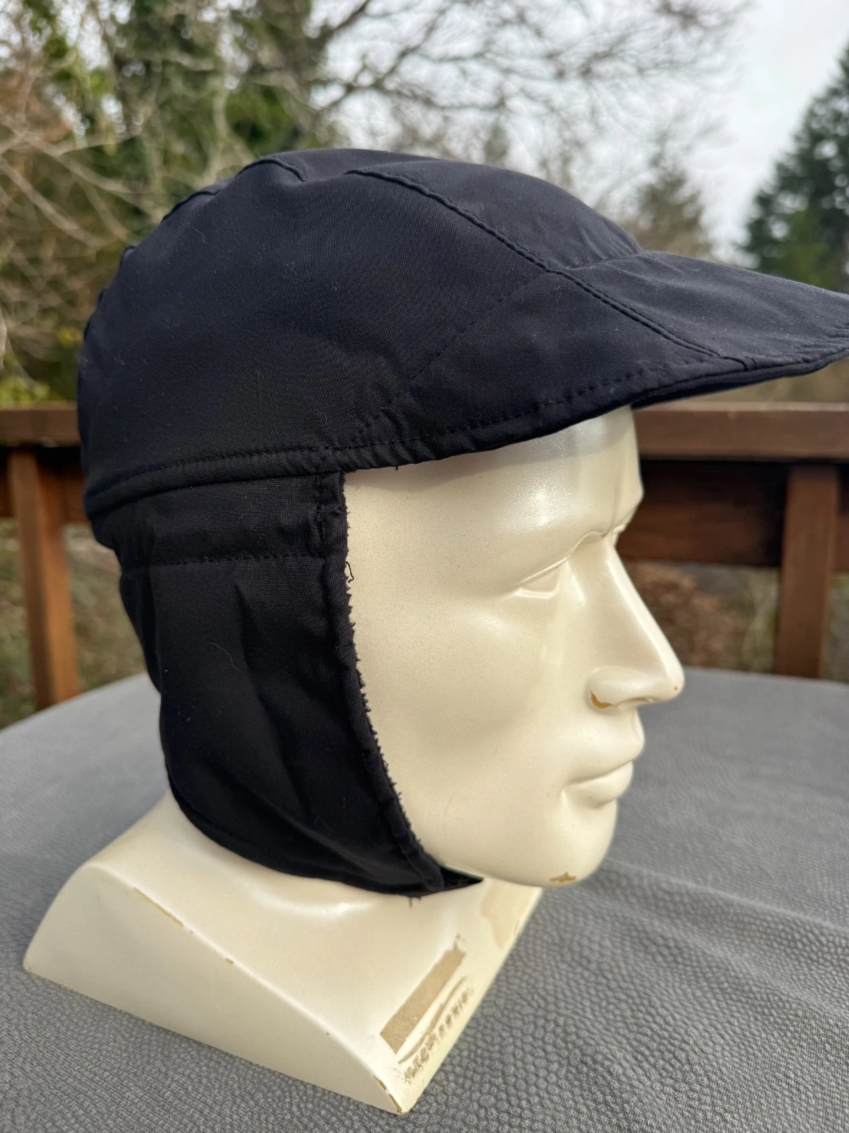 vtg PATAGONIA HAT Black MEDIUM Ear Flap REGULATOR Grid Fleece Lined USA Duckbill