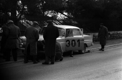 Eugen Bohringer & Peter Lang, Mercedes-Benz 220SE 1963 Rally Car Racing Photo 9