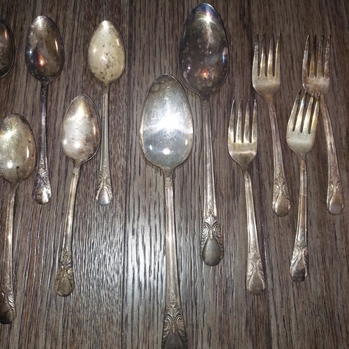 Lotto vintage di posate originali Wm Rogers Mfg Co 1940 AVALON-CABIN placcato argento - Foto 4 di 18