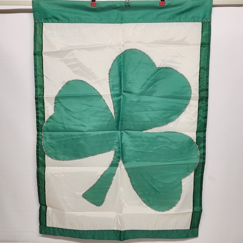 Shamrock for St Patrick's Day Decorative Heavy Nylon Yard Flag 39" x 27" Sewn - Picture 4 of 4