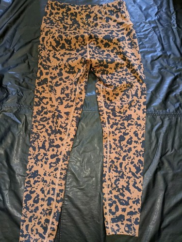 Varley Let's Move High Rise Leopard Leggings Size Small Recycled Polyester - Picture 4 of 18