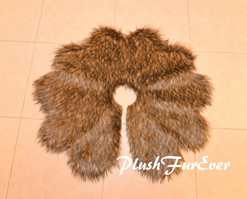 Exotic Tree Skirt Lodge Cabin Brown Furry 5' Scallop - Picture 2 of 3
