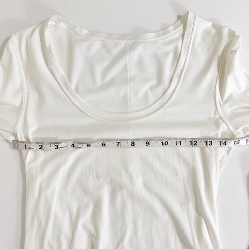 Lululemon White Long Sleeve T shirt w/Thumb Hole - Pit to pit 15" - Picture 3 of 6