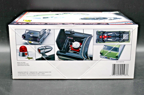 1:25 Monogram '57 Ford Del Rio Ranch Wagon 2n1 Model Kit - New in Open Box - Picture 4 of 6