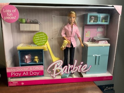 Mattel Barbie Baby Doctor & Office (2006) Play All Day Playset J9500 NIB *READ