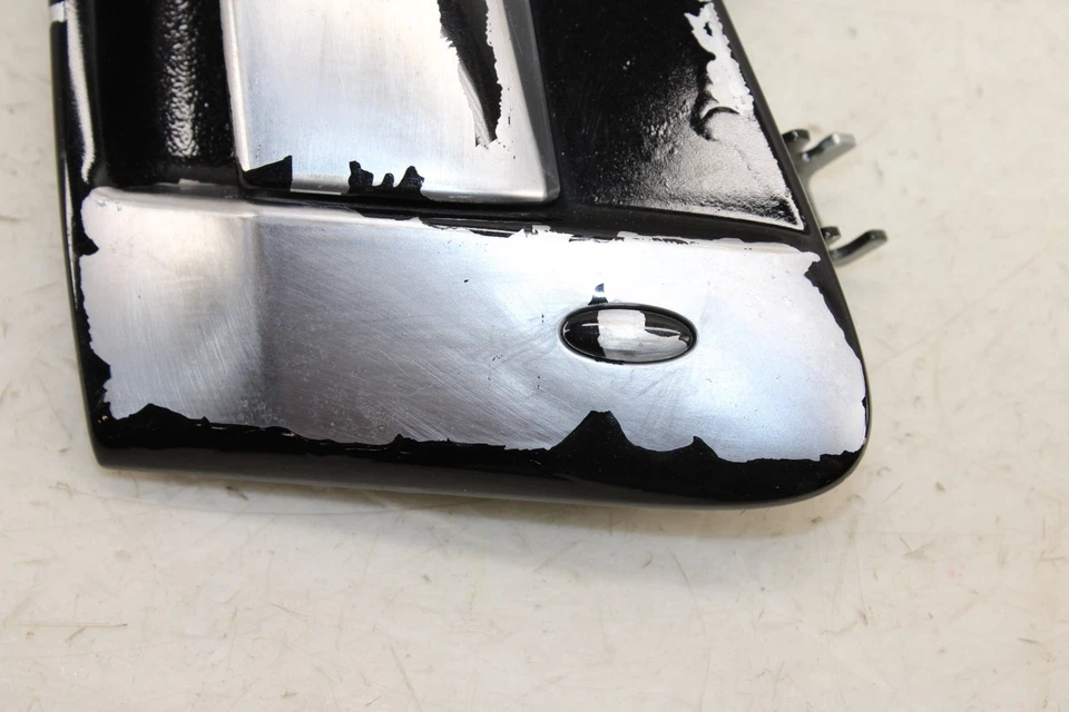 Manija de puerta exterior derecha Nissan 370z 2009-2017 OEM LZ10 Foto 2 de 4