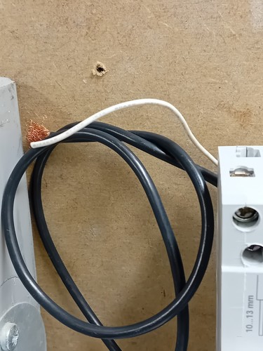 Hager AD185 - 10 Amp 30ma RCBO type C tested for correct operation. - Picture 2 of 8