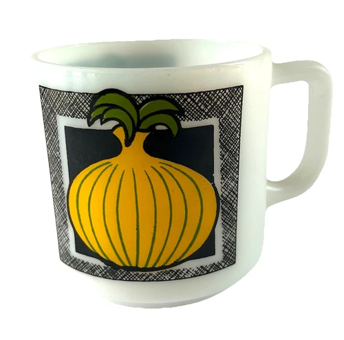Vintage MCM Milk Glass Mug w/ Yellow Onion Design - Retro Kitchen Double Sided