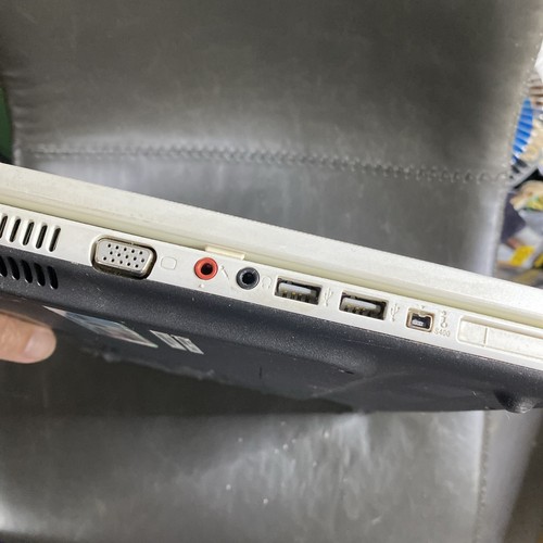 Sony Vaio laptop Model PCG-7141L BROKEN AS IS FOR PARTS/REPAIR **READ** - Picture 7 of 9