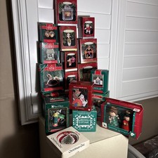 20 vintage hallmark christmas ornaments 13 Lot 7 Various