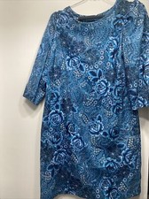 Kensie Blue Floral Dress Size 4 With Pockets