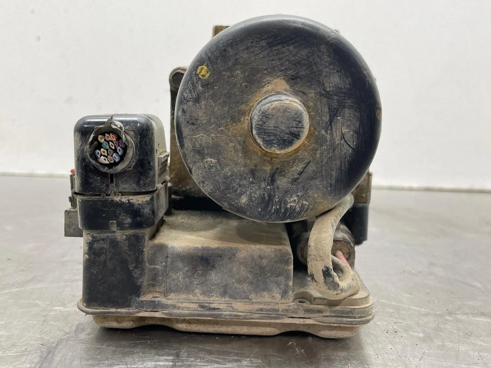 GMC Yukon Denali 2002 OEM conjunto de bomba de freno antibloqueo ABS 83 k 13354719 2001 Foto 4 de 4