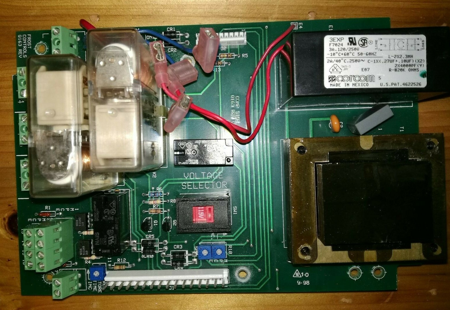 Foto 1 di 4
