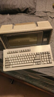 SHARP ELECTRONICS PC-7000 PERSONAL COMPUTER