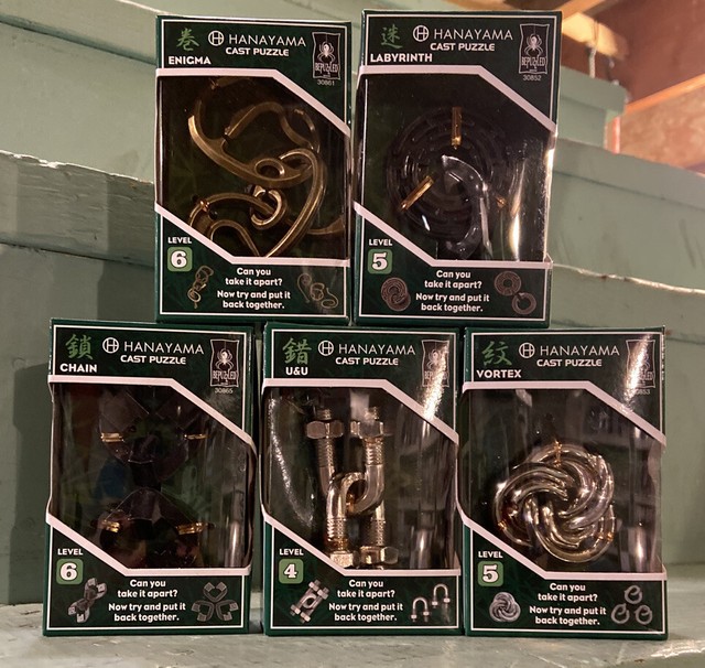Abyssal vortex enigma