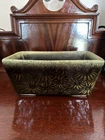 Hull Pottery USA F17 Green Daisy Planter