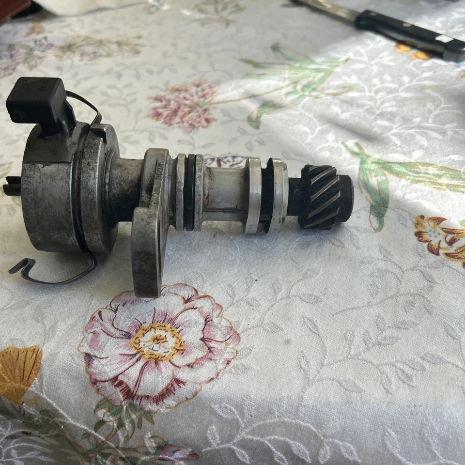 Distribuidor para Volvo 86, 240 Bosch Foto 2 de 3