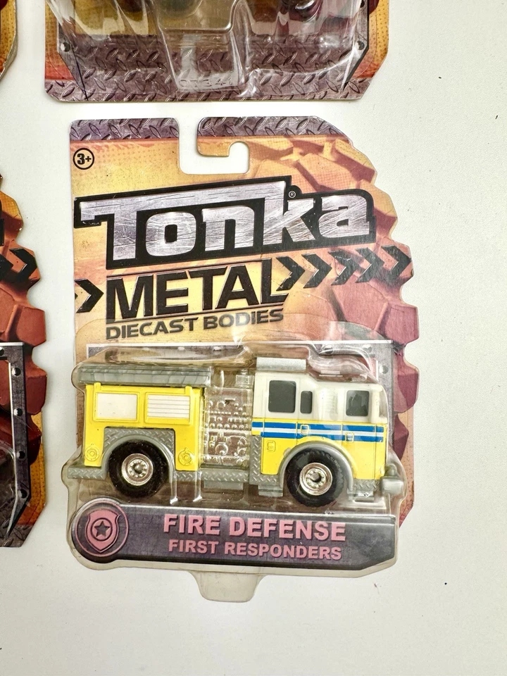 Tonka Metal Diecast Bodies First Responders Lot of 4 Fire Rescue Trucks 2013 - Image 3 of 4