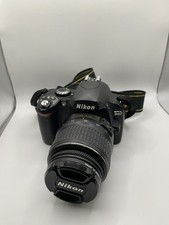 Nikon D40 DSLR Body - AF-S DX 18-55mm II Lens